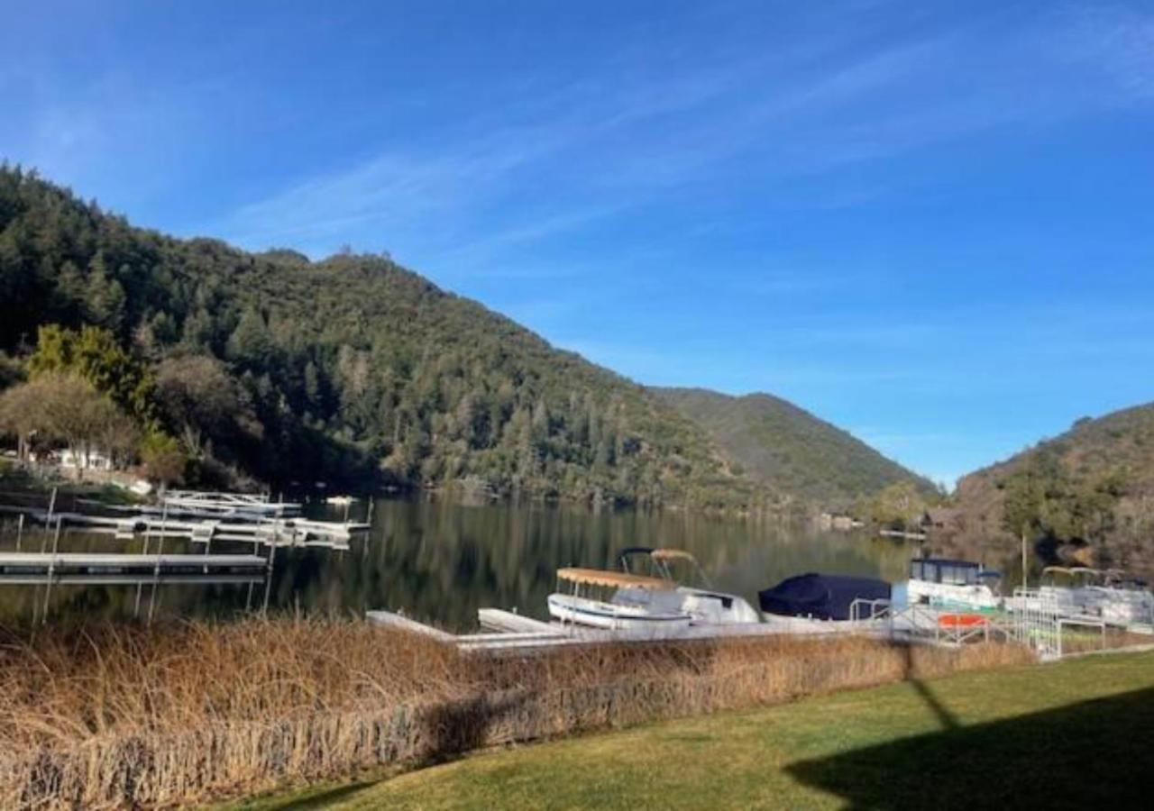 The Lodge At Blue Lakes Upper Lake Exterior foto